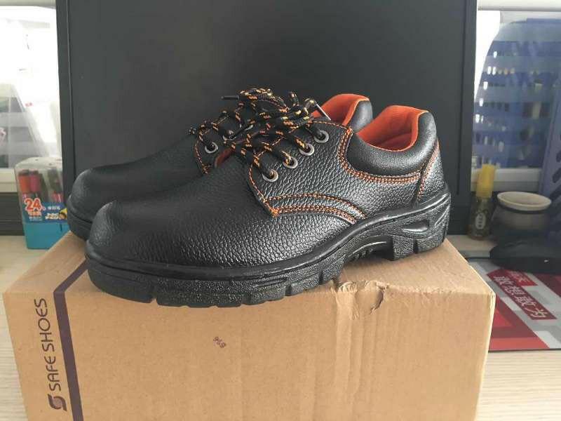 Find the Perfect Pair of Safety Shoes in Singapore